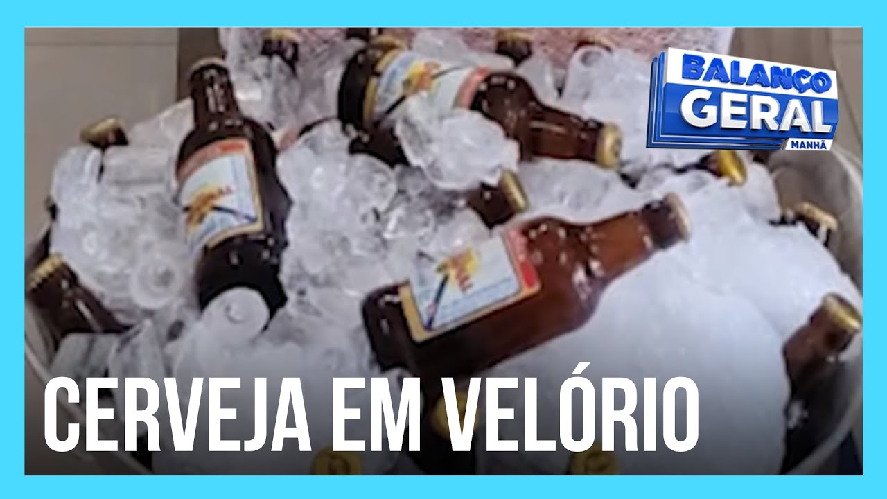 A pedido do falecido, família oferece cerveja no velório