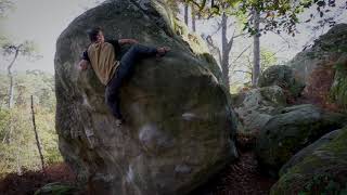 Video thumbnail: Gecko (assis), 8b+. Fontainebleau