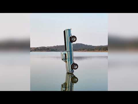 Post Malone - Pour Me A Drink feat. Blake Shelton