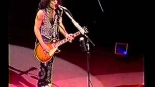 KISS  Hot In The Shade Tour -Hide Your Heart-