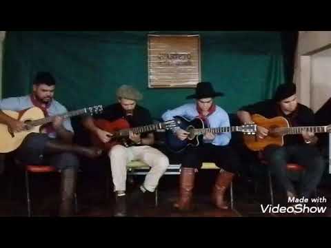 QUARTETO PÁTRIA Y GUITARRA- COM A TROPILHA POR DIANTE