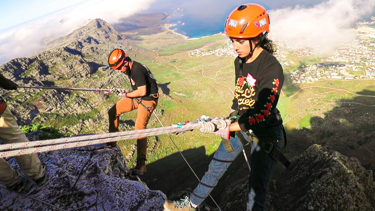 ABSEILING DOWN TABLE MOUNTAIN SOUTH AFRICA! w/ Corey Scherer