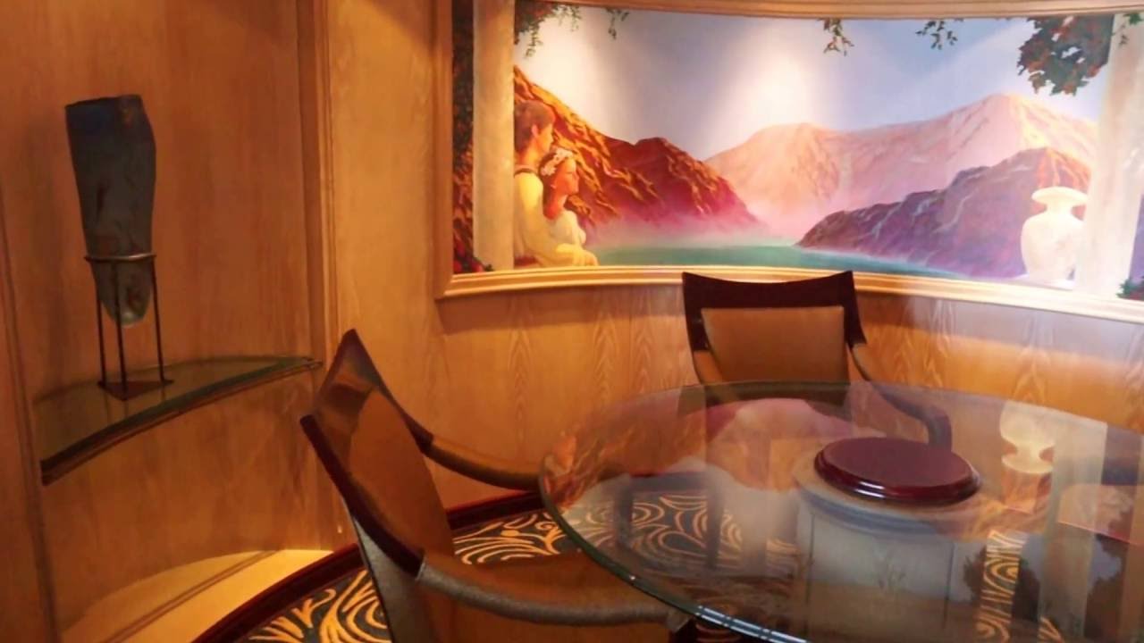 Vision of the Seas - Cabin 8500 - Video 6