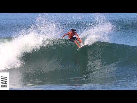 GLASS WALLS AND TWIN FINS.