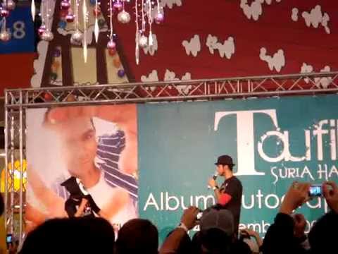 Taufik Batisah Dancing To Beat It