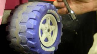 How to remove powerwheels toy ride on wheel