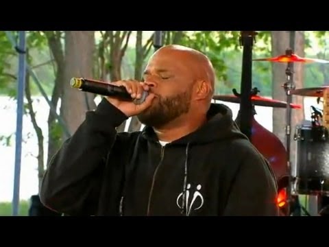 Ken Ring med "Själen av en vän" (scenversion) från Moraeus med Mera 2012