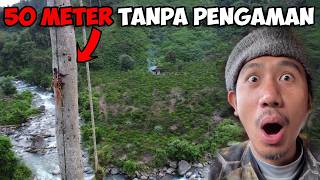 Download lagu Demi Madu, Nyawa Jadi Taruhan - Panjat Pohon Tinggi untuk Madu Hutan (Honey Hunting) mp3