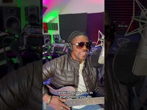 Maye Hunta - Oluwajomiloju (Lyrics video)