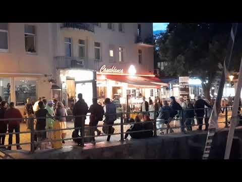 Spaßmacher am Alten Strom in Warnemünde 23.7.2021 🤣   (HD)