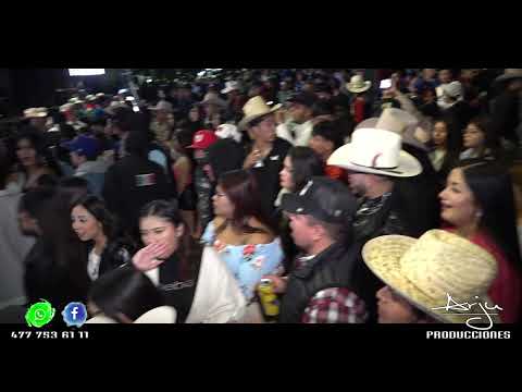 Conjunto Agua Azul en la Fiesta de la Virgen de Guadalupe 2025 Arperos Gto
