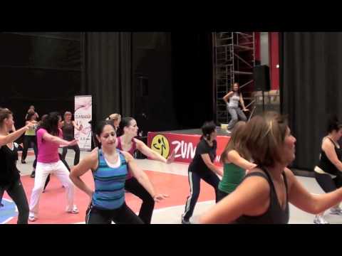 Allyson Allende - Con el pompi pa'rriba