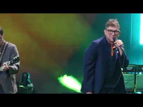 Miniatura de YouTube - There’s No Other Way (Live at Wembley Stadium)