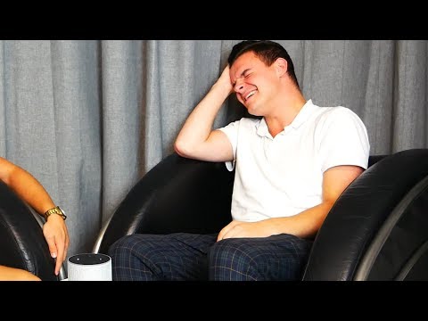 Living with Tourette | Tourette (Gisela) vs. Alexa #2