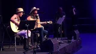 Anita Cochran and Terri Clark “No Fear,” 6/6/18