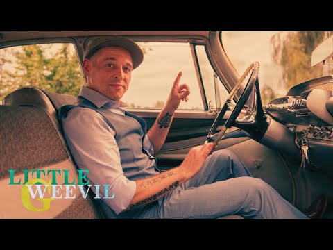 Little G Weevil & His Band -  One Little Cup (Live performance on M2 TV)