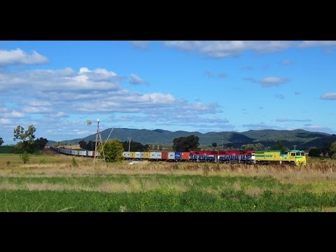 *no audio* SSR train #1847 at Maryvale, NSW with the Sydney to Dubbo 'Fletchers' train.
