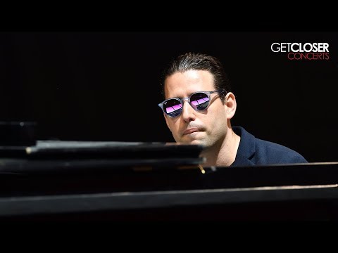 Alfredo Rodriguez - Meteorite