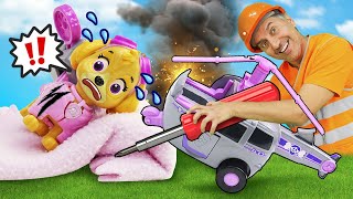 Meister Tok Tok. Spielzeug Video mit der Paw Patrol. Skye fliegt in einen Sturm