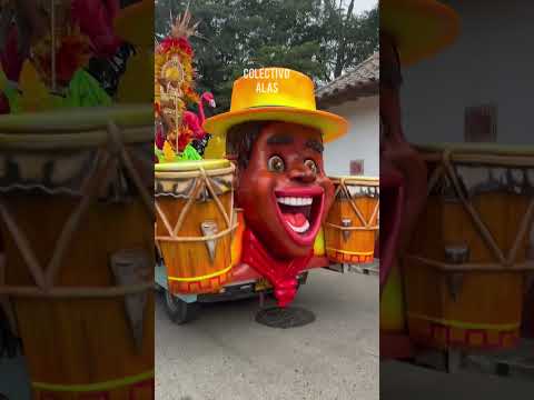 Tarde de carrozas en Río de Oro César