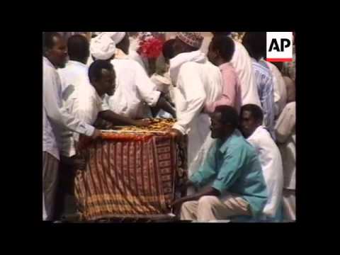 Somalia - Funeral of General Aidid