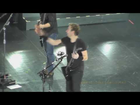 NICKELBACK - Burn It to the Ground @ Mediolanum forum Assago Milano 29/10/2013