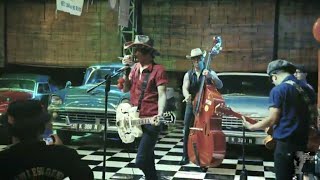 Download lagu KELIWAT PUNYAH - Video Clip ( D'Tandung PROJECT feat John and the Jail Story) mp3