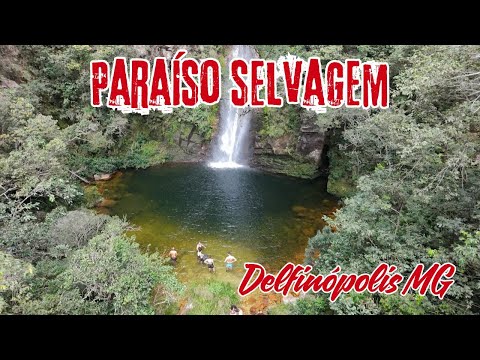 Parece cenário de filme! (Paraíso Selvagem) uma das cachoeiras mais belas de Delfinópolis MG .