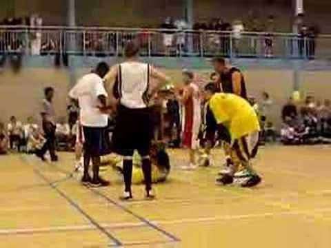 MIT Marion & Mijke Bitchfight