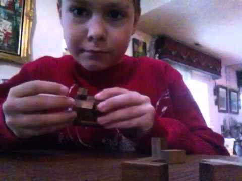 Puzzle piece box solution