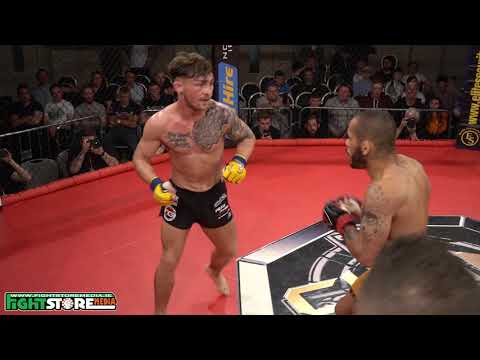 Michael de Silva vs Dillan Douglas - Clan Wars 35