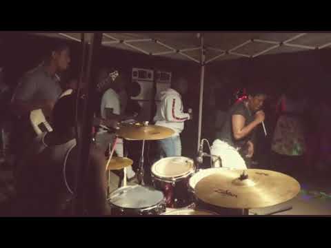 Jamaican gospel revival Music- Julene Minto in highgate... He roll the sea away!