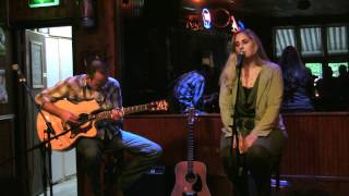 Damn Love Song (Kris Delmhorst cover) - SadSongs @De Cactus Hengelo, 14-05-2012