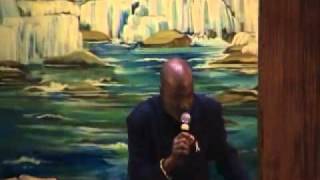 Bishop Noel Jones (I Expect To Get Through This Pt 3)