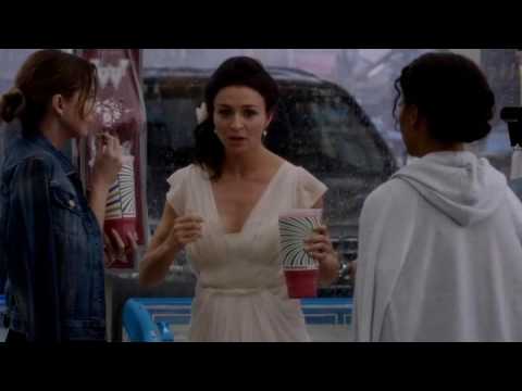 Owen and Amelia - 12x24 - Family Affair - Scene 10