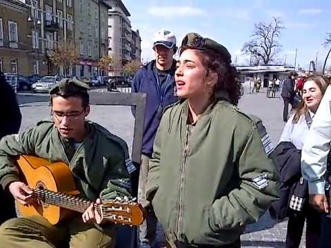 Roni Dalumi    Oyfn Pripetchik,March of living, Krakow Poland2012, רוני דלומי,קרקוב פולין,מצעד החיים