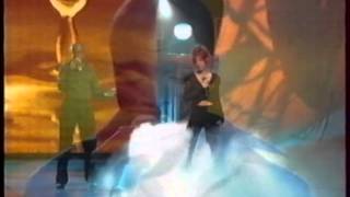 MYLENE FARMER & SEAL LES MOTS NRJ MUSIC AWARDS 2002
