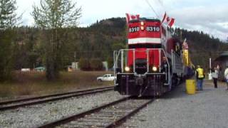 preview picture of video 'NPOV Excursion Train coming into Depot'