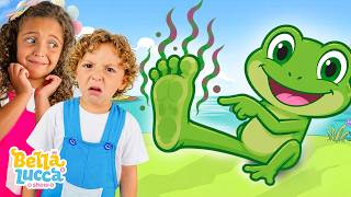 O Sapo Não Lava o Pé 🐸- Música Infantil por Bella e Lucca Show
