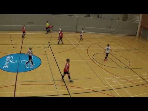 Tervarit05 punamusta vs FCRaahe P13 Futsal 2018