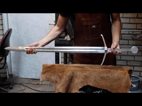 Forging a pattern welded long sword, part 4, making the pommel.