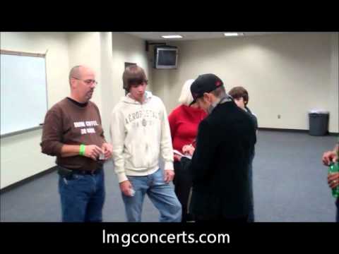 TobyMac Winter Wonder Slam Tour: Part 4 of 10 (Meet and greet with TobyMac!)