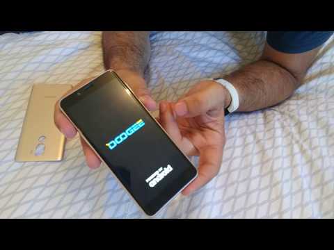 DOOGEE X60L 4G Android Handset - Unboxing on my bed