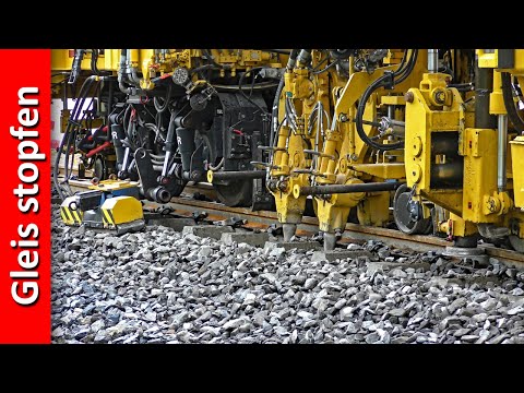 Plasser & Theurer Plassermatic 08-275/4 ZW | Gleis stopfen (Sanierung Mariazellerbahn)