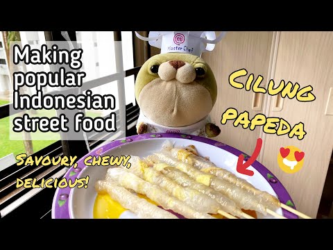 Making popular Indonesian street food - Cilung Papeda Telur Gulung