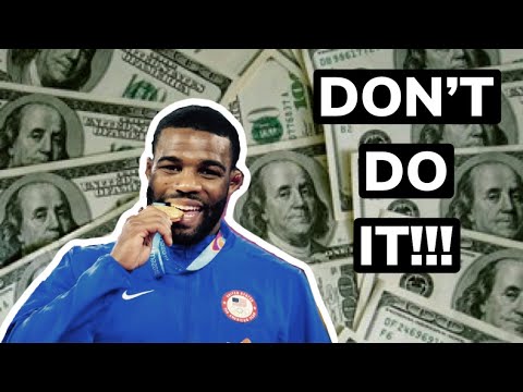 WHAT DO YOU THINK? Jordan Burroughs // Should he make the transition to MMA? @RazorsEdgeWrestling