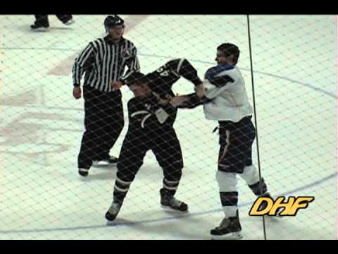Cody Beach Vs Alex Theriau 9/12/10