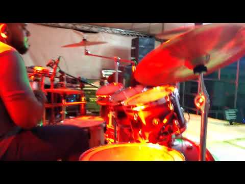 Oséias Batera #Olha-ela  Show time