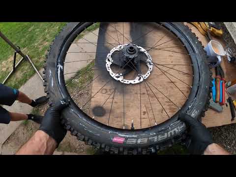 Fitting tubeless with insert