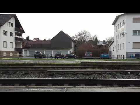 RE25 fährt nach Gießen mit einem Lint 41 (Durchfahrt mit 120 km/h]